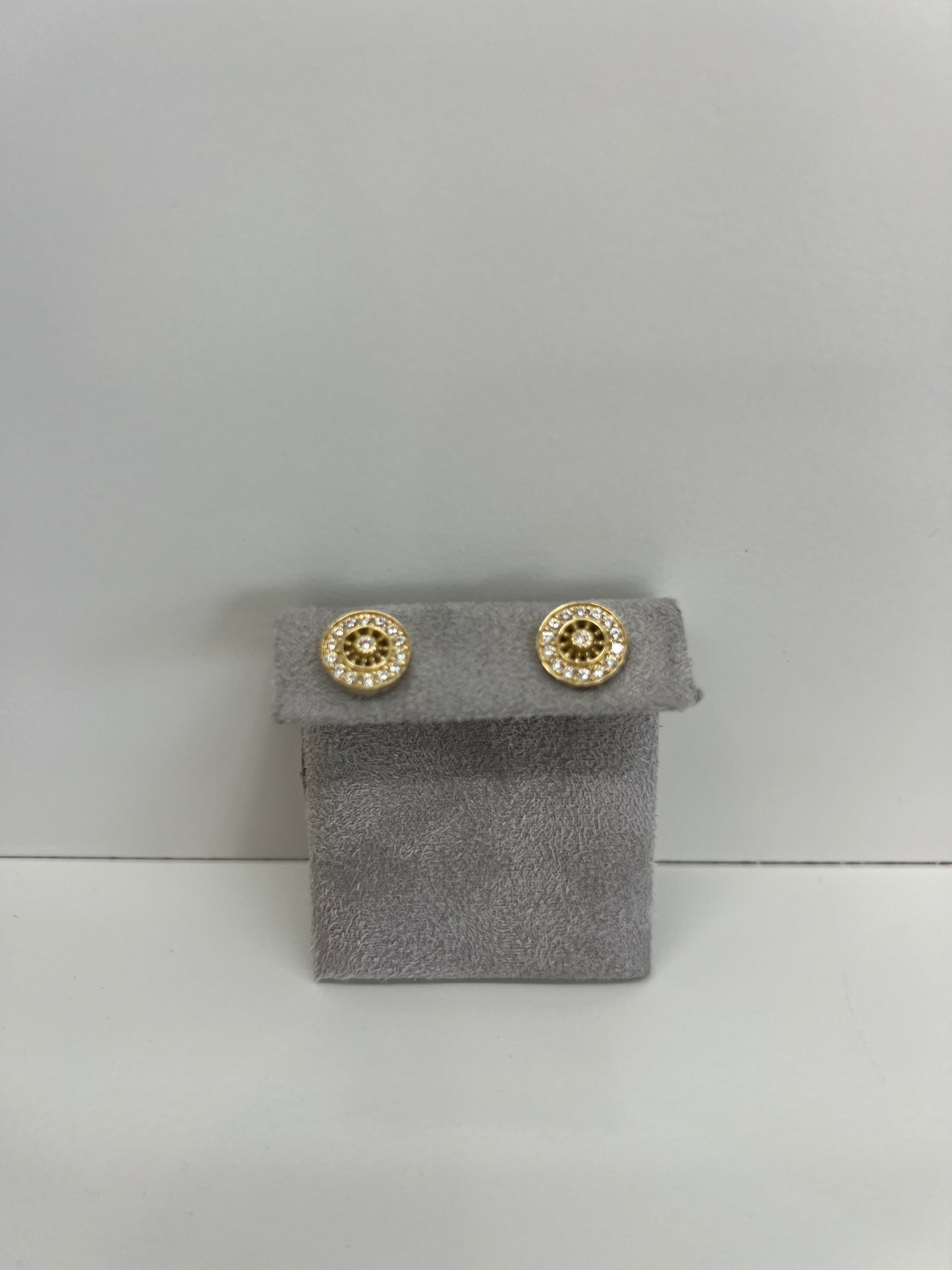 Aretes