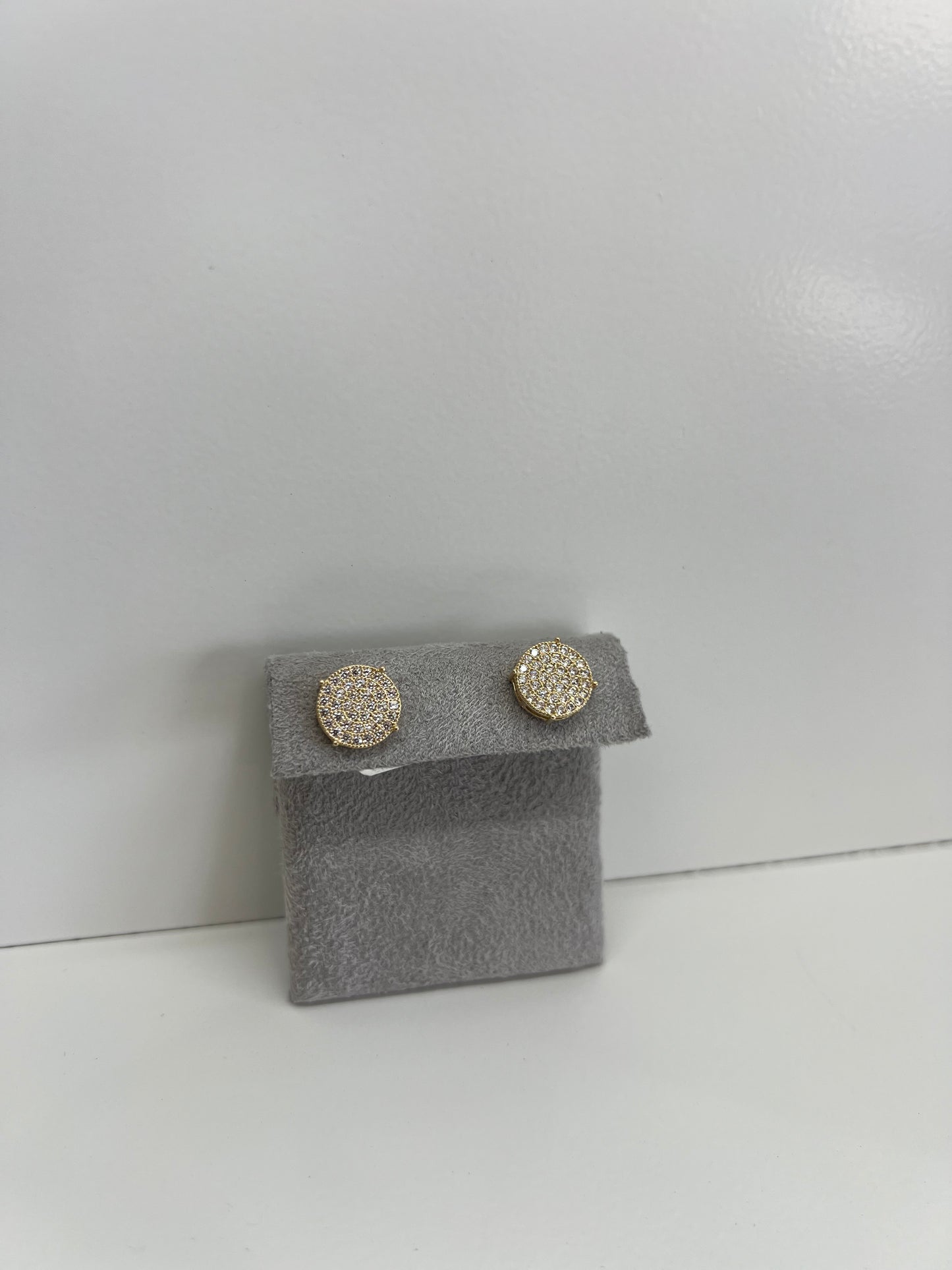 Aretes