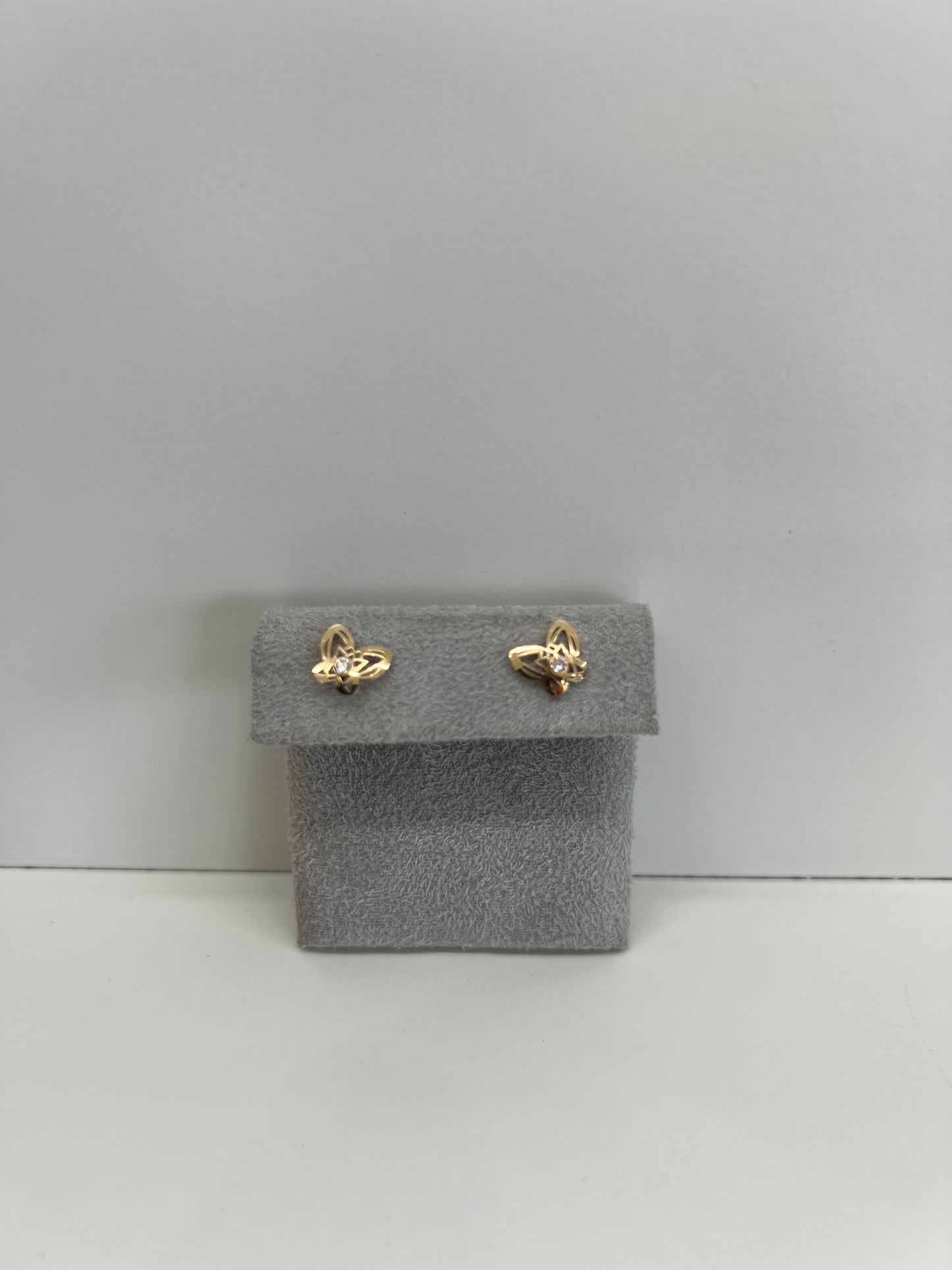 Aretes