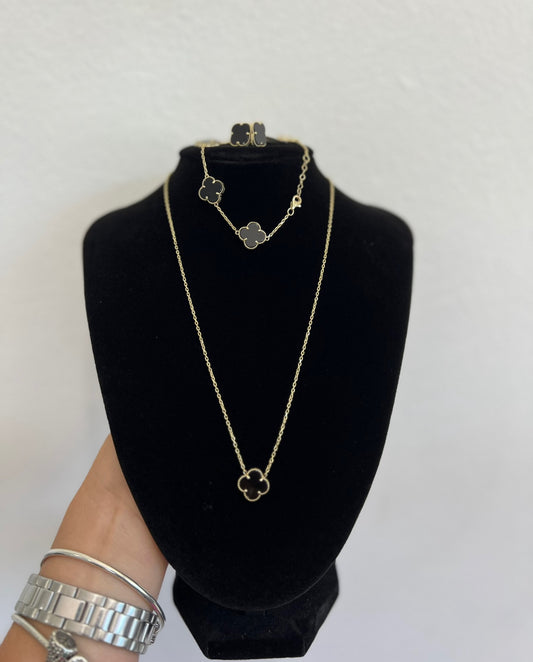 Set of chain,bracelet and earrings