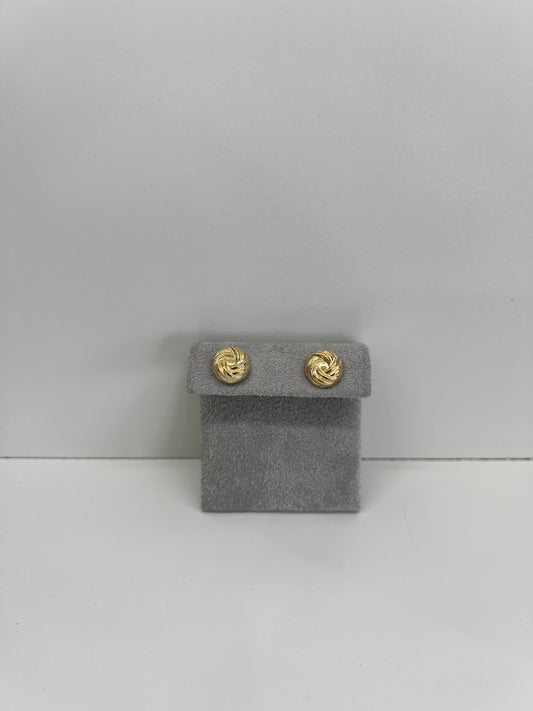 Aretes