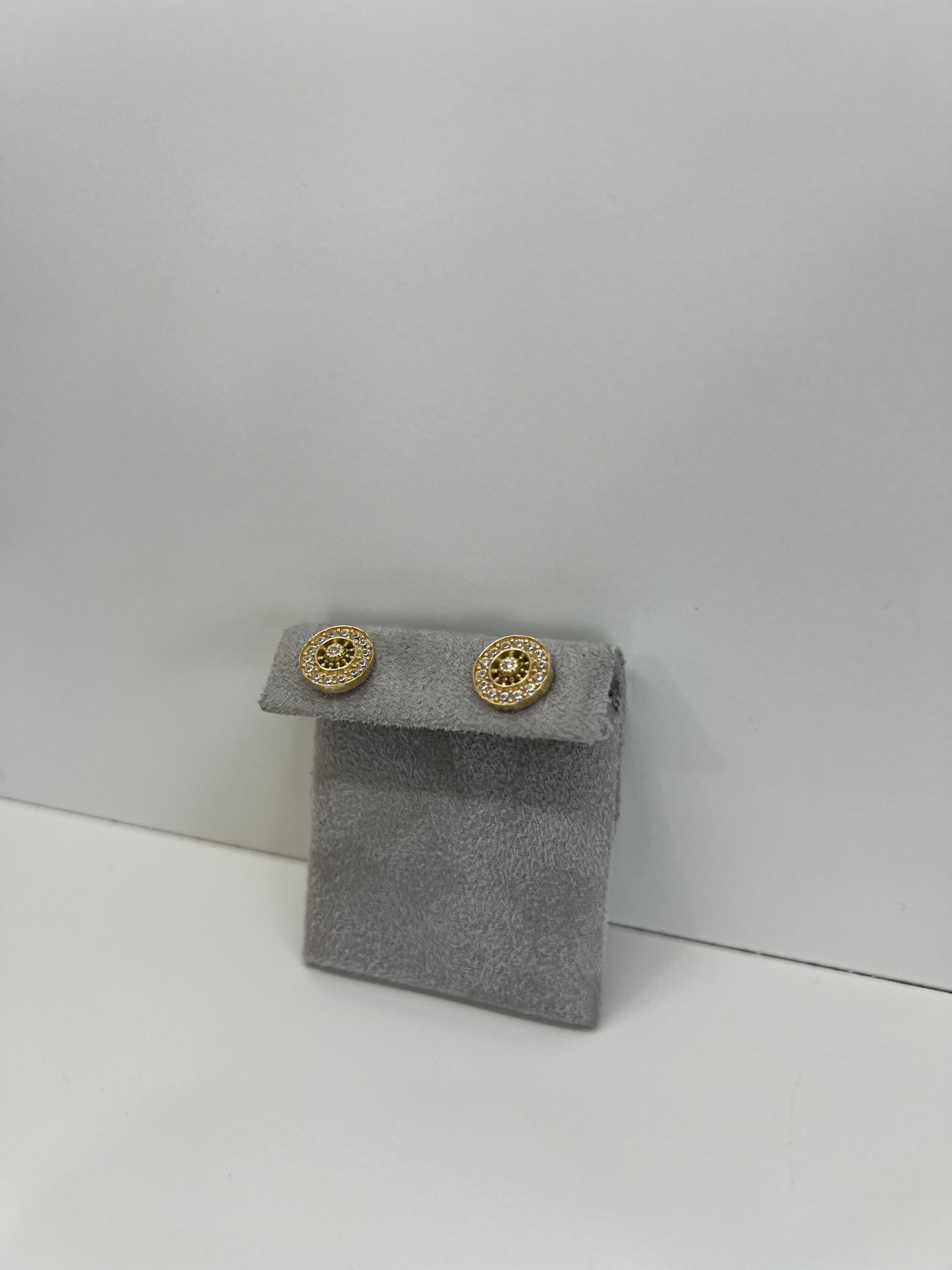 Aretes